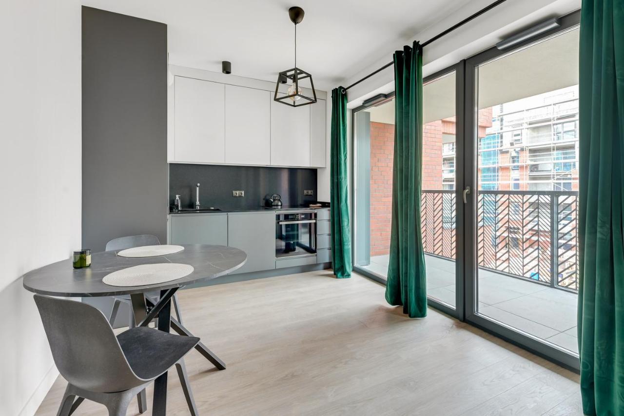 Dom & House - Apartments Old Town Scala Гданск Екстериор снимка